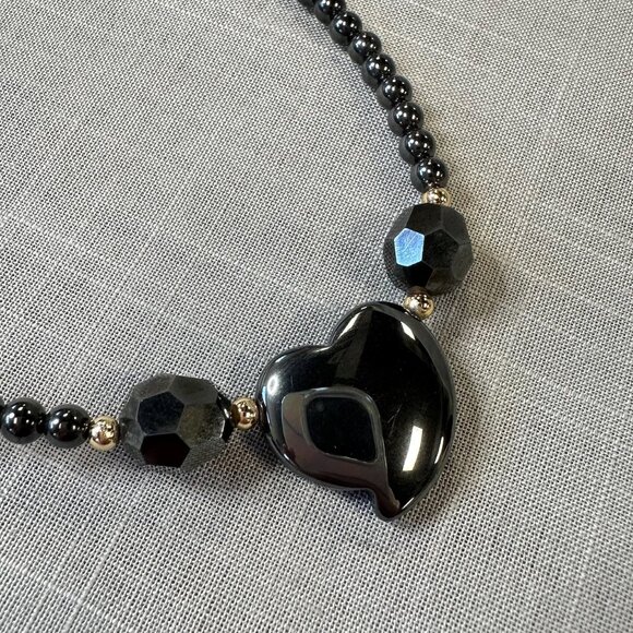 Jewelry - Vintage Hematite Heart Beaded Necklace